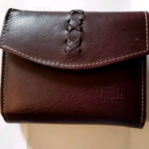 Envelope trifold wallet
